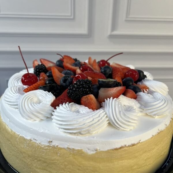 Cheesecake Clásico con Frutos Rojos