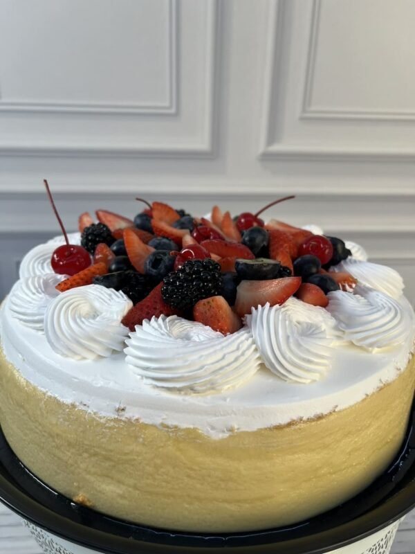 Cheesecake Clásico con Frutos Rojos
